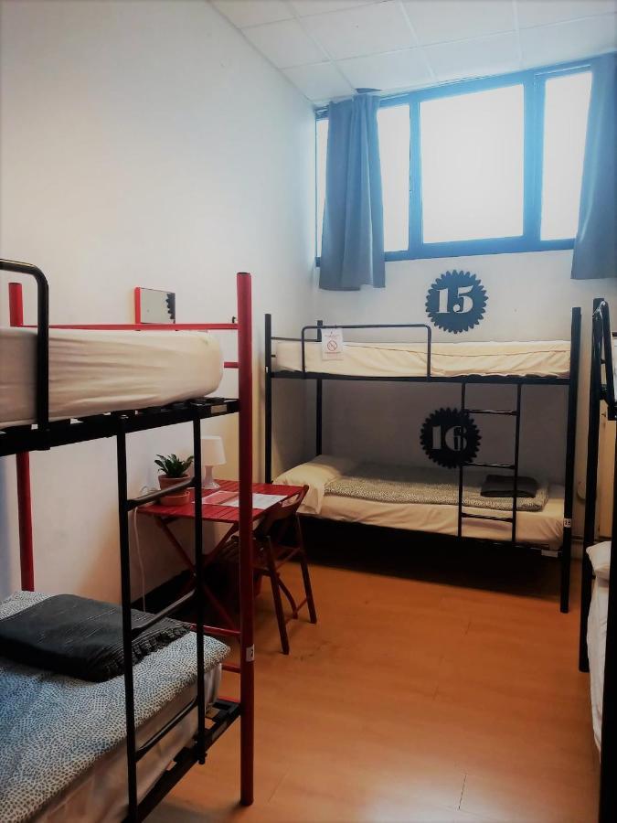 Bilbao Akelarre Hostel Exterior photo