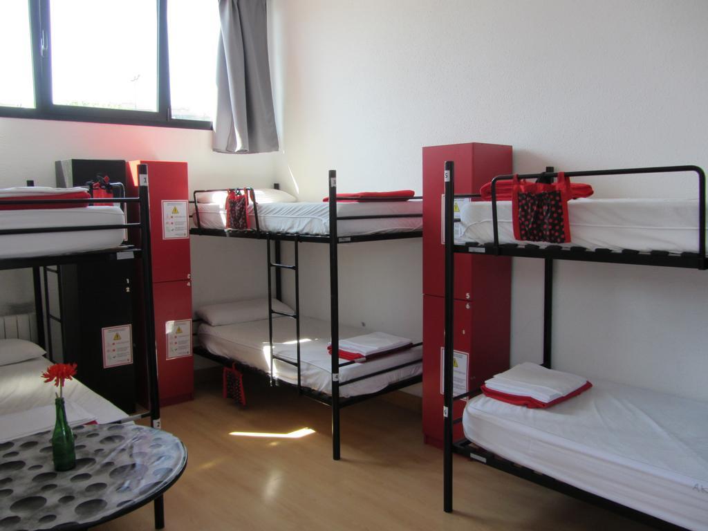 Bilbao Akelarre Hostel Room photo