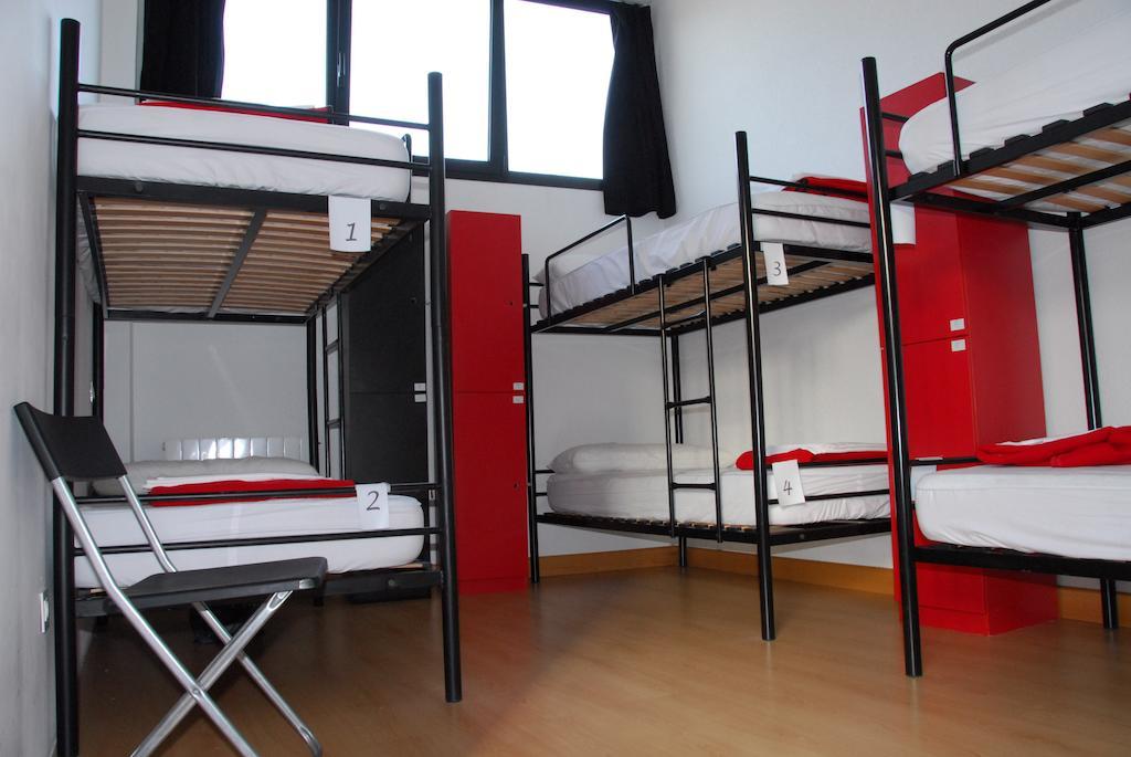 Bilbao Akelarre Hostel Exterior photo
