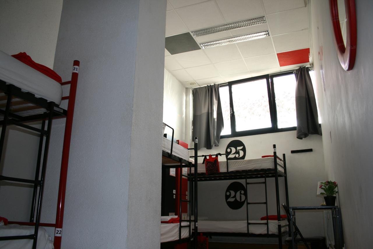 Bilbao Akelarre Hostel Exterior photo